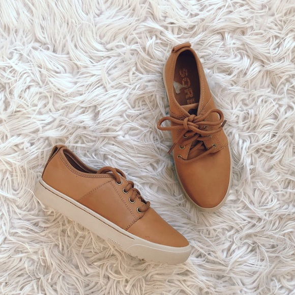 Sorel Shoes - NEW • Sorel • Lace Up Sneakers Tan Women’s 7